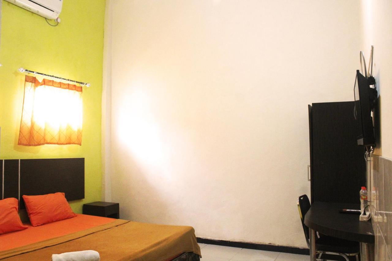 Olive Guest House Bumi Mas Raya バンジ ャ ルマシン エクステリア 写真
