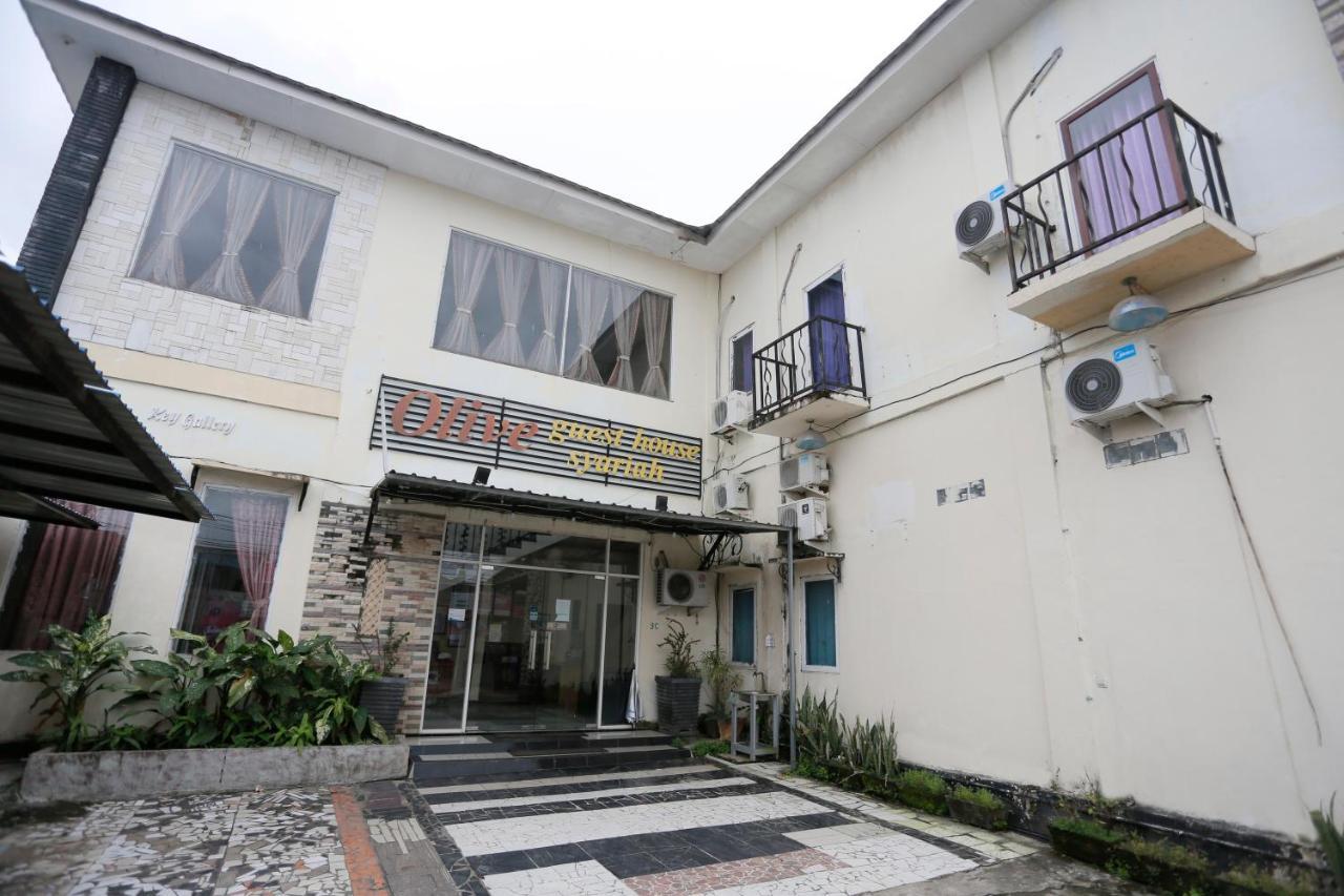 Olive Guest House Bumi Mas Raya バンジ ャ ルマシン エクステリア 写真