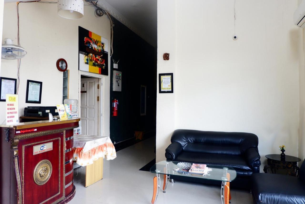 Olive Guest House Bumi Mas Raya バンジ ャ ルマシン エクステリア 写真