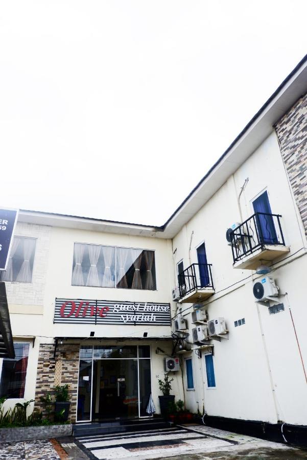 Olive Guest House Bumi Mas Raya バンジ ャ ルマシン エクステリア 写真